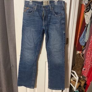Men’s M5 Ariat straight leg jeans